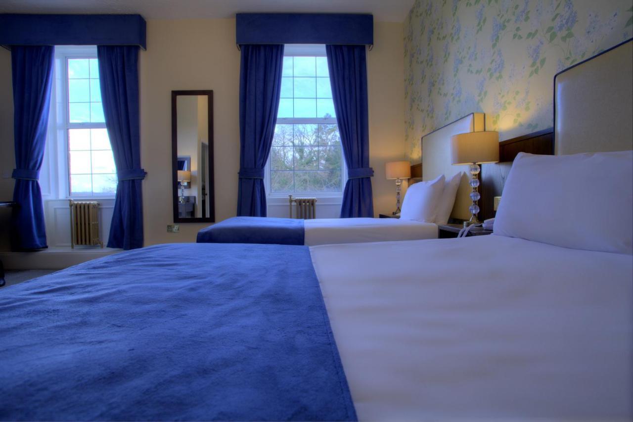 The Lucan Spa Hotel מראה חיצוני תמונה